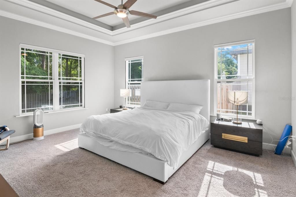 На продажу: $679,990 (4 спален, 3 ванн, 2348 Квадратных фут)