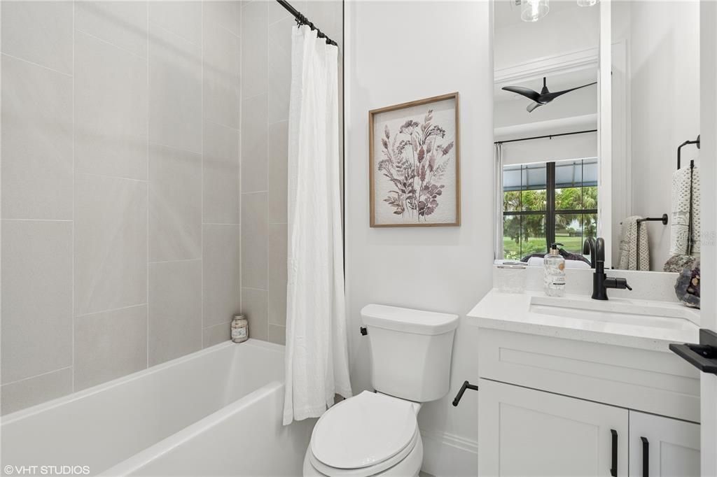 For Sale: $1,200,000 (3 beds, 3 baths, 2369 Square Feet)