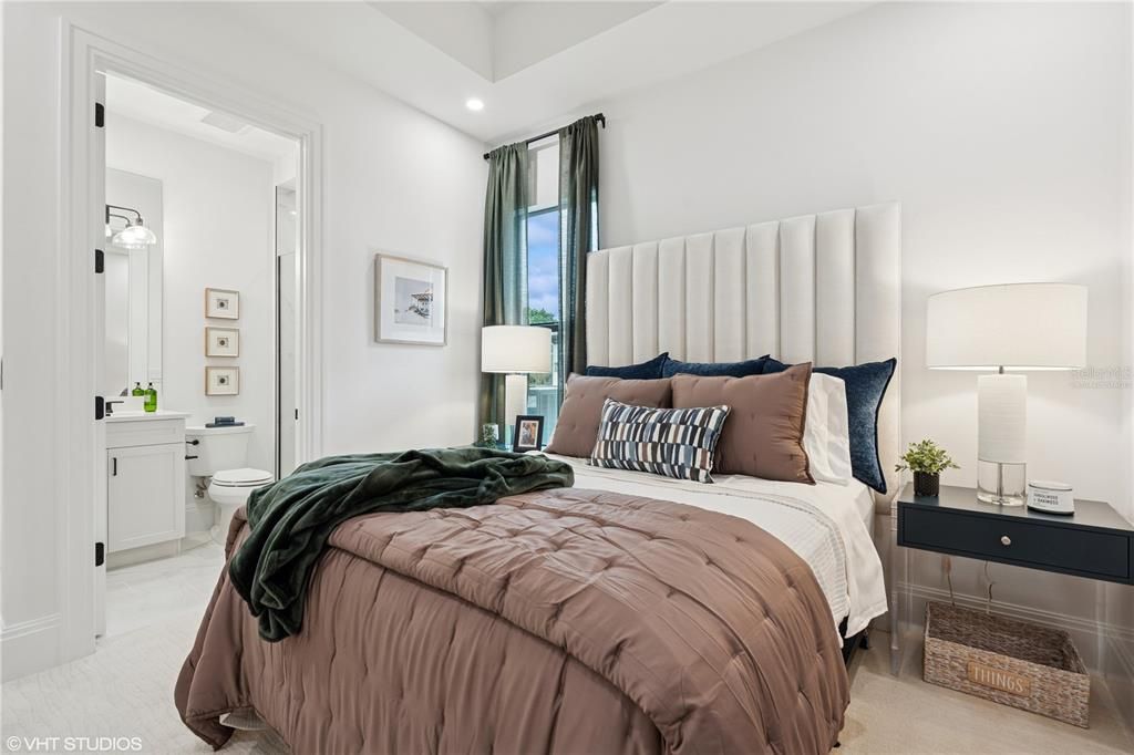 For Sale: $1,200,000 (3 beds, 3 baths, 2369 Square Feet)