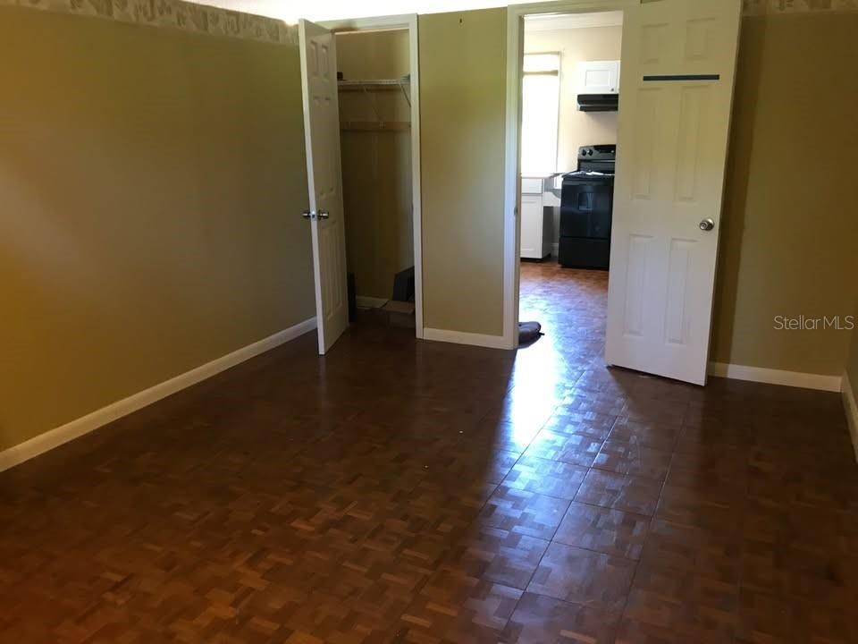 For Sale: $574,963 (9 beds, 4 baths, 4666 Square Feet)