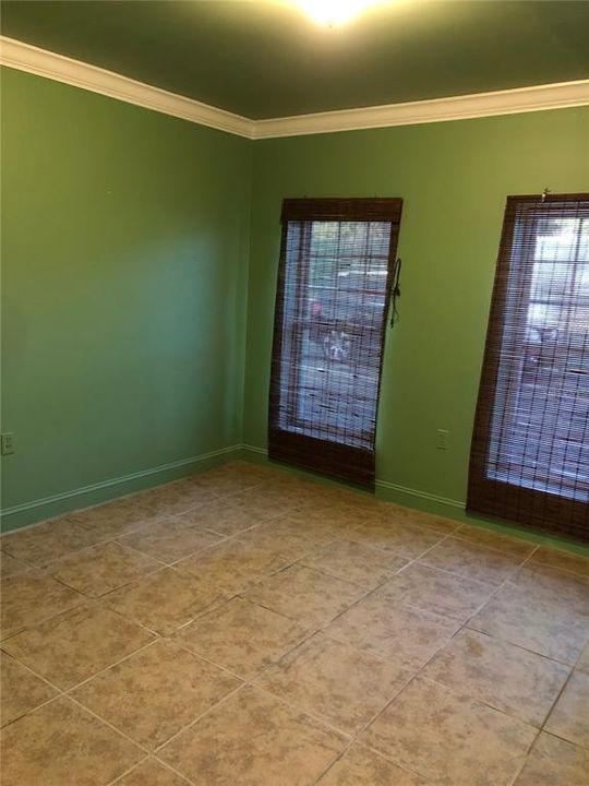 For Sale: $574,963 (9 beds, 4 baths, 4666 Square Feet)