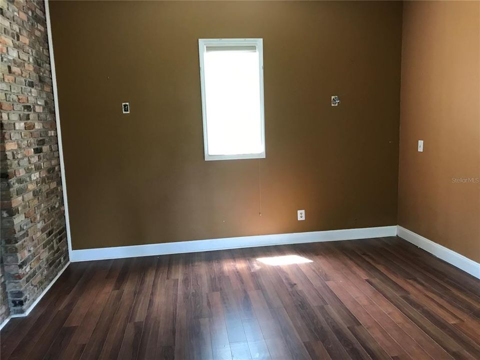 For Sale: $574,963 (9 beds, 4 baths, 4666 Square Feet)