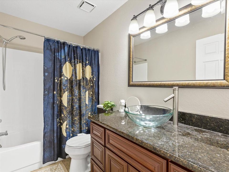 待售: $290,000 (3 贝兹, 2 浴室, 1157 平方英尺)