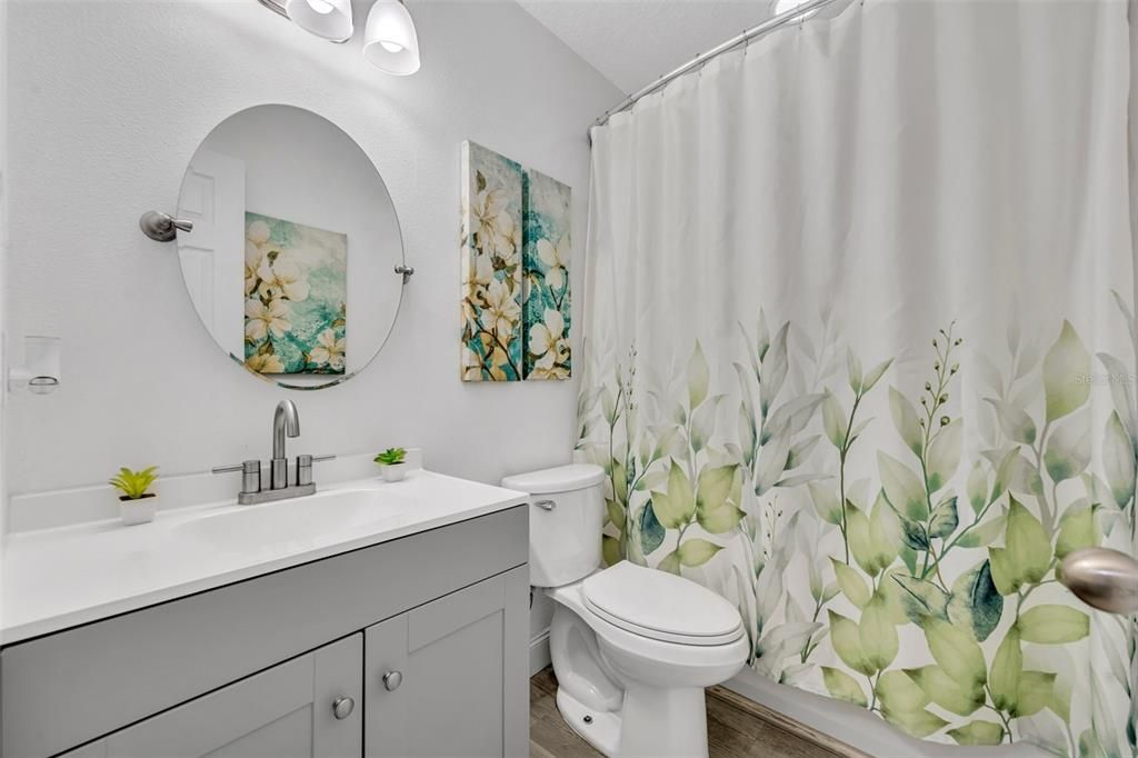 На продажу: $298,000 (3 спален, 2 ванн, 1142 Квадратных фут)