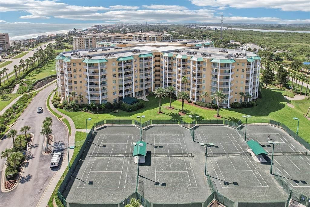 待售: $550,000 (3 贝兹, 3 浴室, 2013 平方英尺)