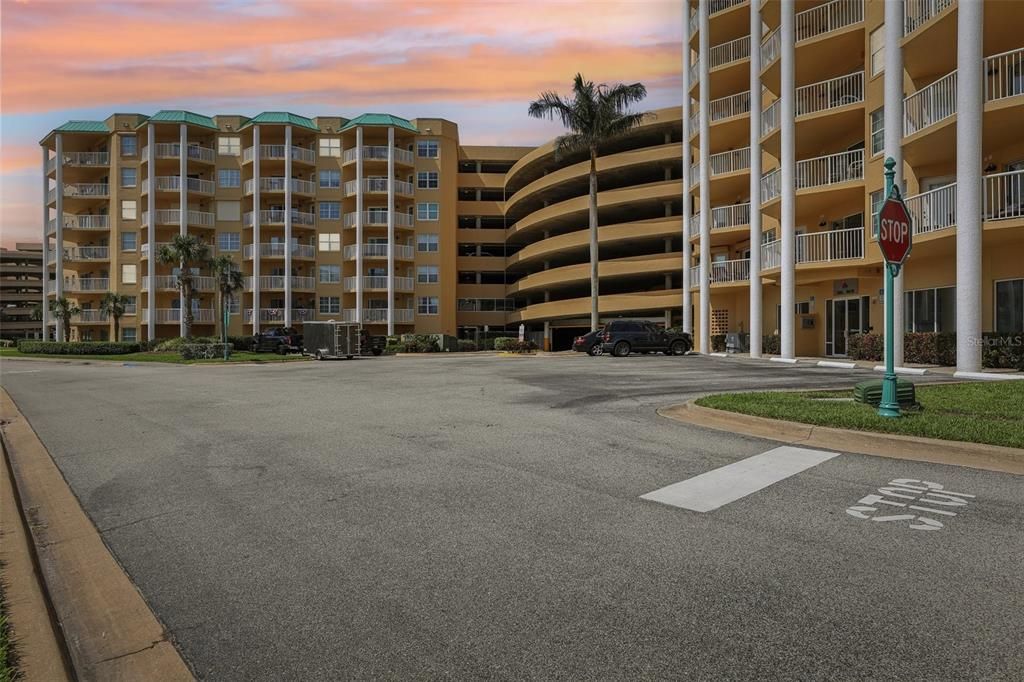 待售: $550,000 (3 贝兹, 3 浴室, 2013 平方英尺)