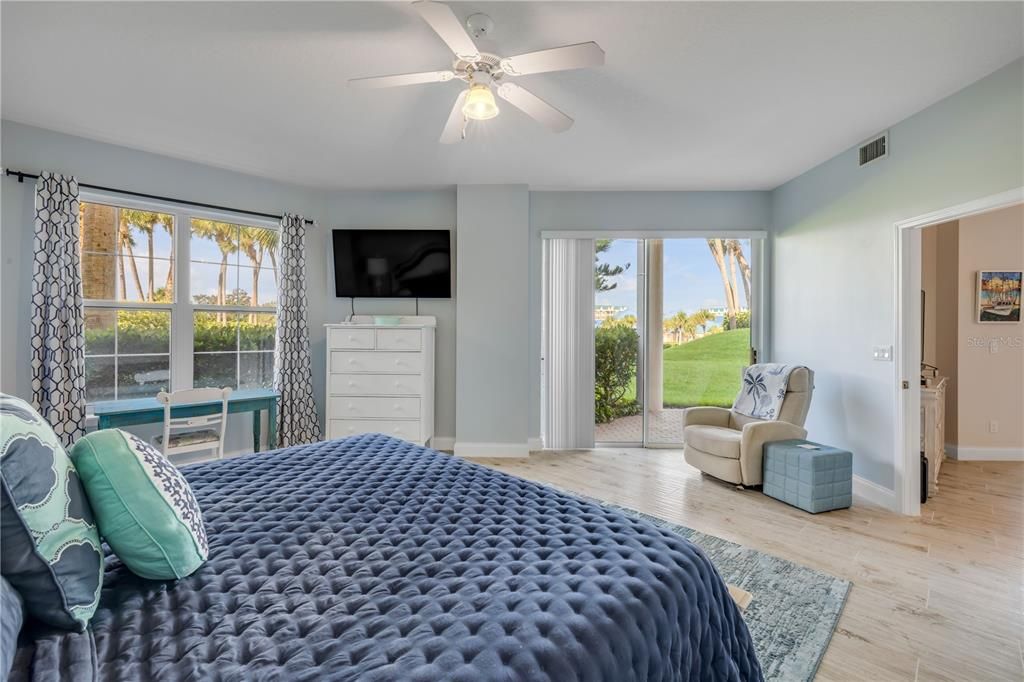 待售: $550,000 (3 贝兹, 3 浴室, 2013 平方英尺)