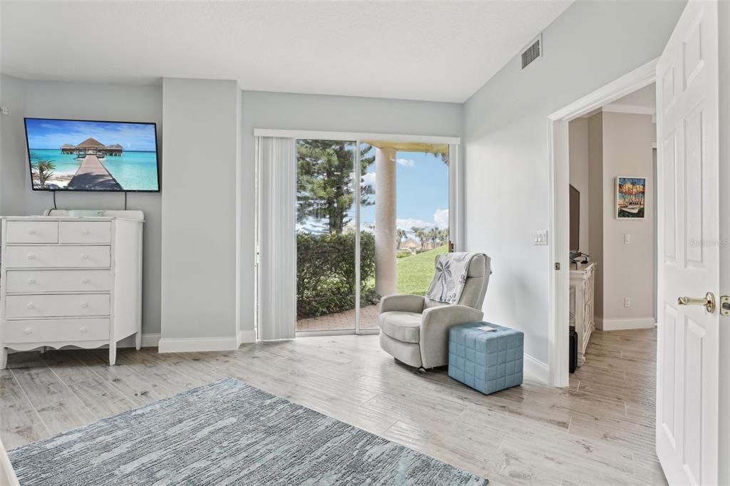 待售: $550,000 (3 贝兹, 3 浴室, 2013 平方英尺)