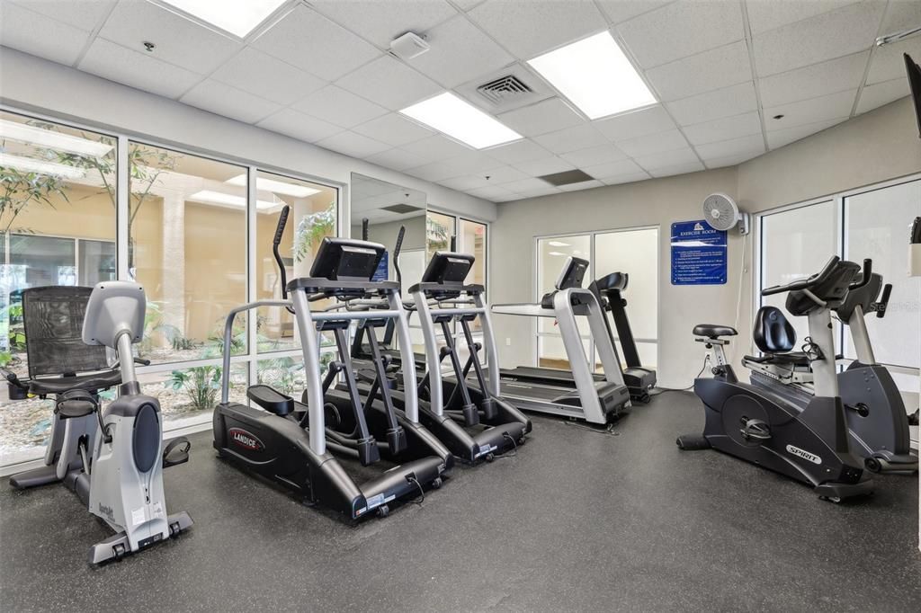 待售: $550,000 (3 贝兹, 3 浴室, 2013 平方英尺)