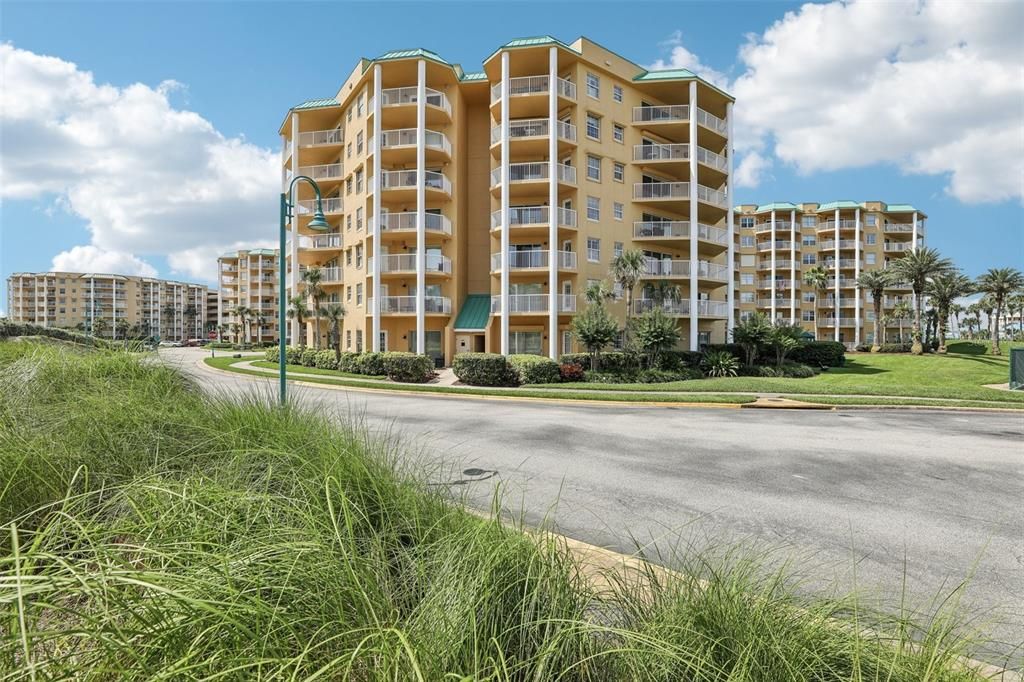 待售: $550,000 (3 贝兹, 3 浴室, 2013 平方英尺)