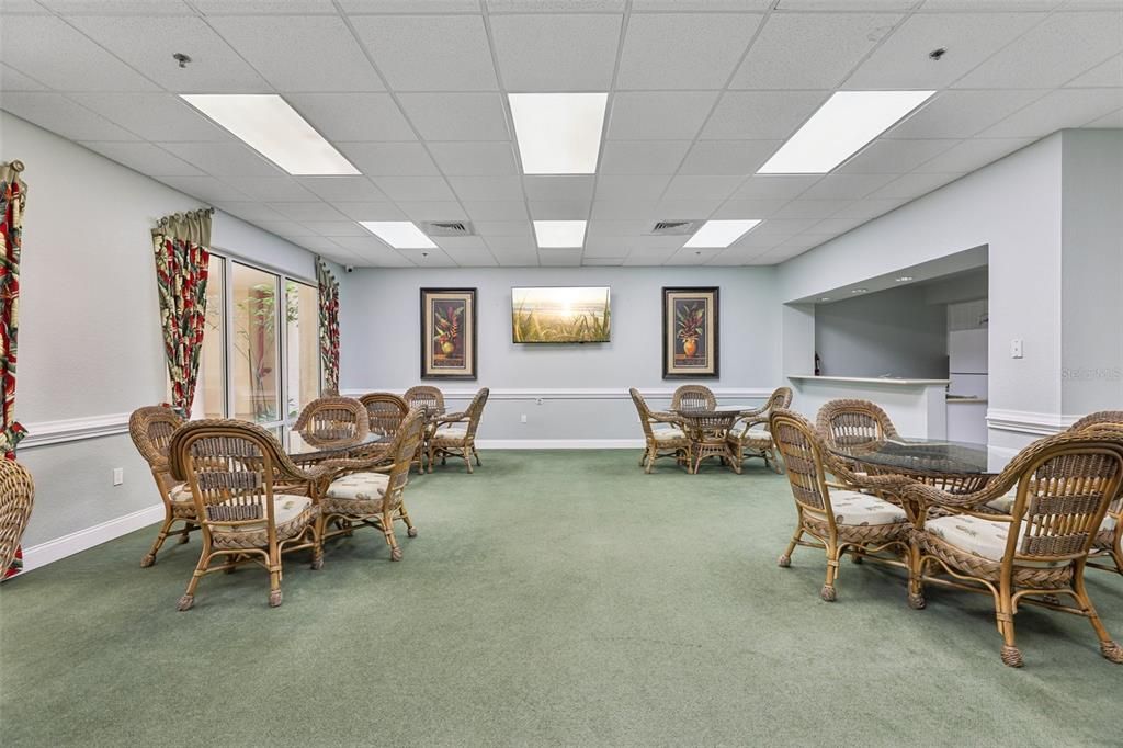 待售: $550,000 (3 贝兹, 3 浴室, 2013 平方英尺)