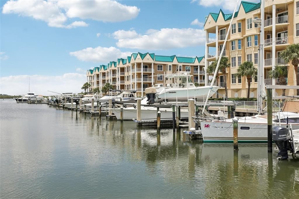 待售: $550,000 (3 贝兹, 3 浴室, 2013 平方英尺)