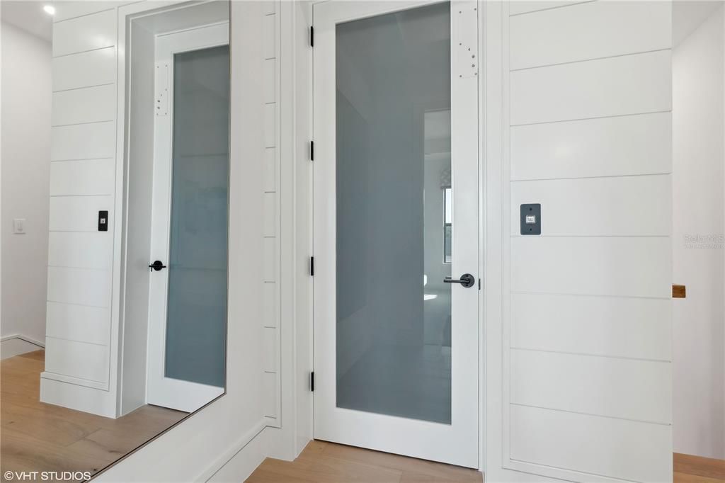 For Sale: $1,525,000 (3 beds, 3 baths, 3060 Square Feet)