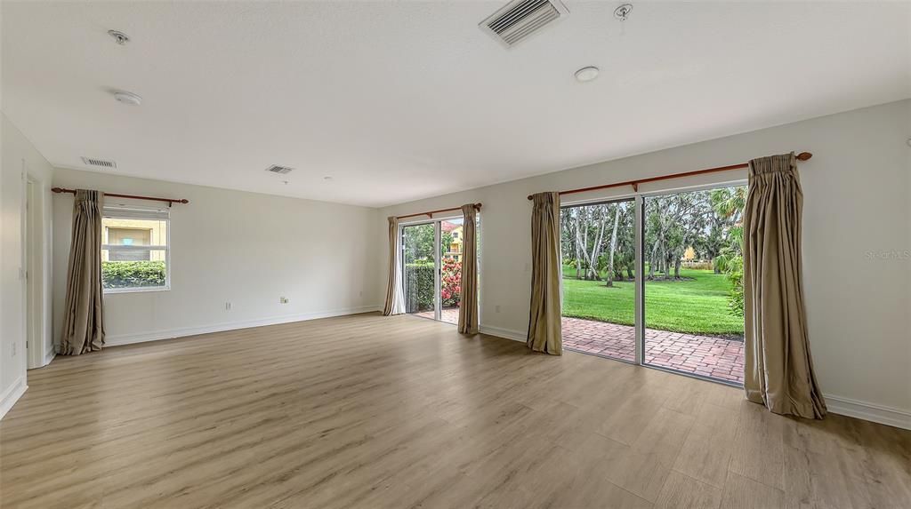 На продажу: $569,000 (4 спален, 4 ванн, 2848 Квадратных фут)