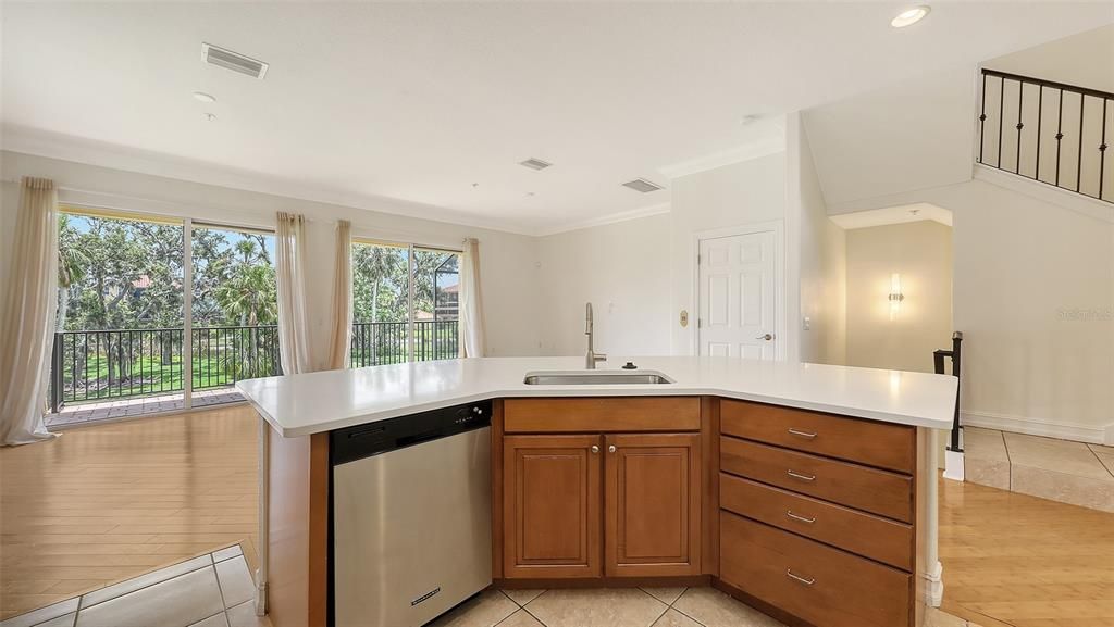 На продажу: $569,000 (4 спален, 4 ванн, 2848 Квадратных фут)