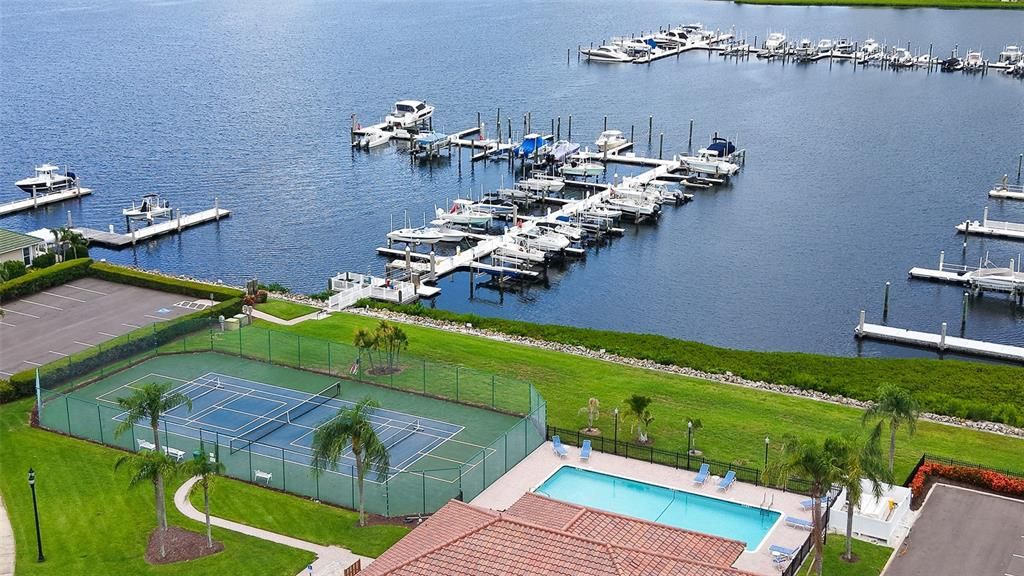 На продажу: $569,000 (4 спален, 4 ванн, 2848 Квадратных фут)