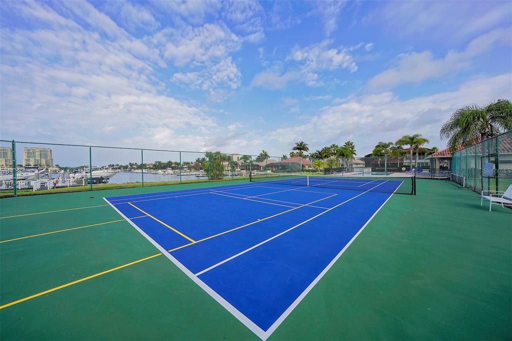 На продажу: $569,000 (4 спален, 4 ванн, 2848 Квадратных фут)