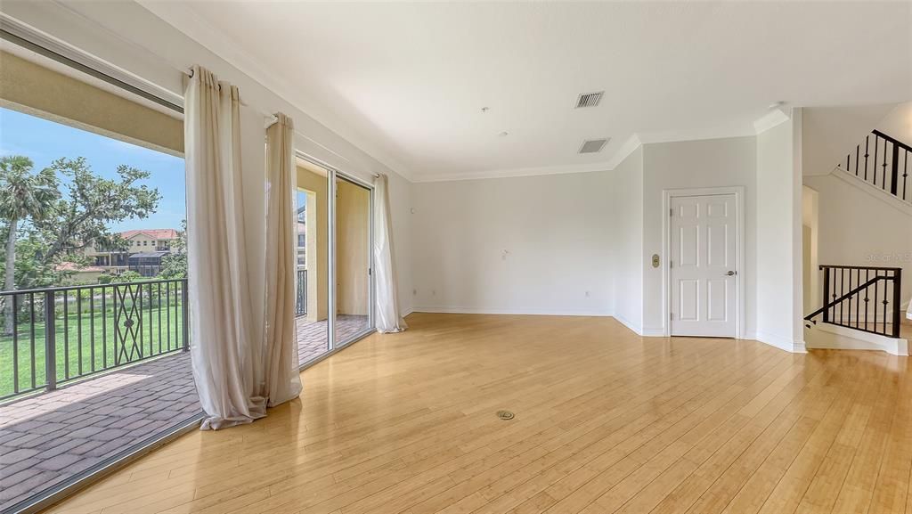 На продажу: $569,000 (4 спален, 4 ванн, 2848 Квадратных фут)