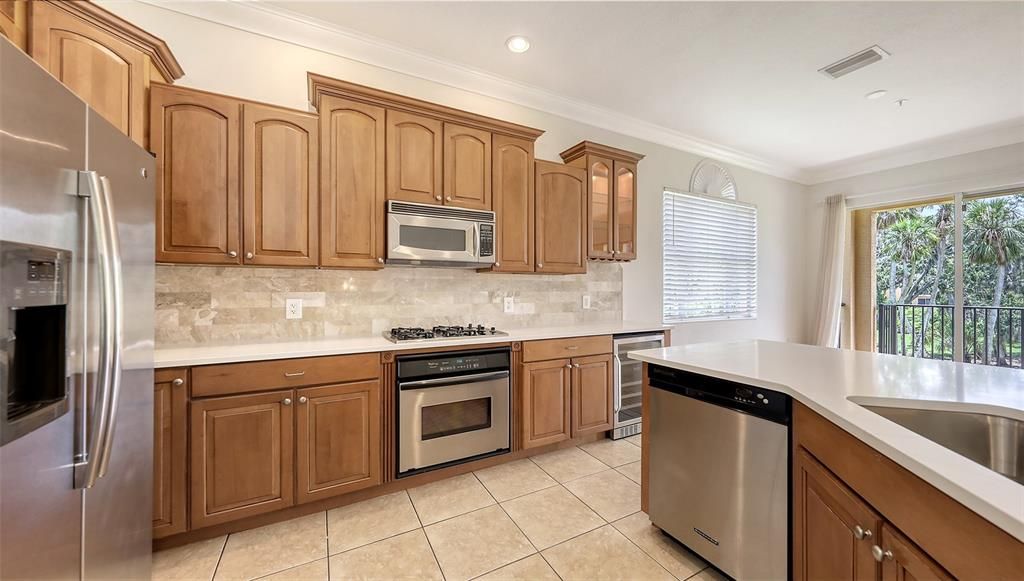 На продажу: $569,000 (4 спален, 4 ванн, 2848 Квадратных фут)