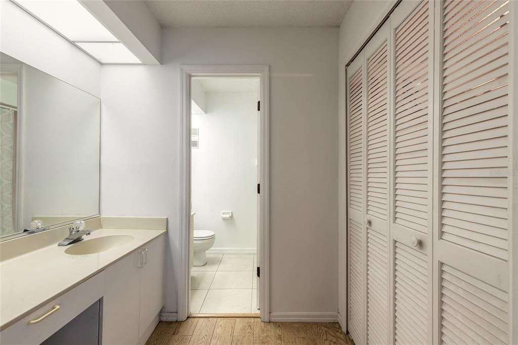 For Sale: $249,500 (2 beds, 2 baths, 1478 Square Feet)