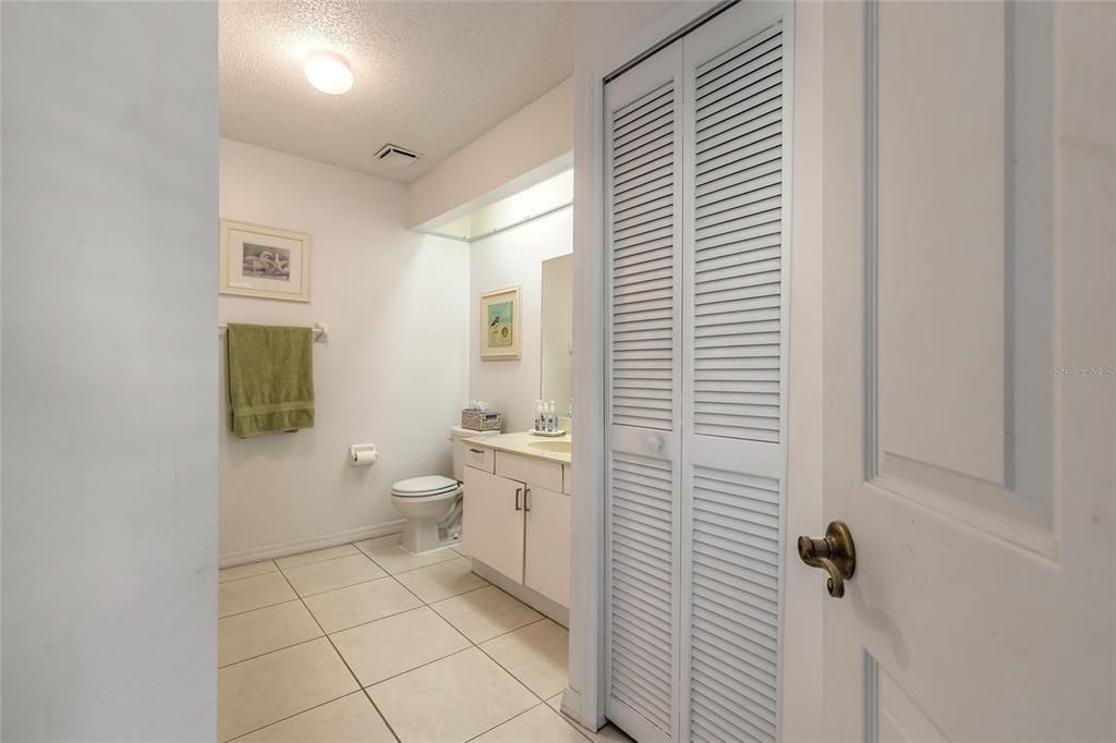 For Sale: $249,500 (2 beds, 2 baths, 1478 Square Feet)