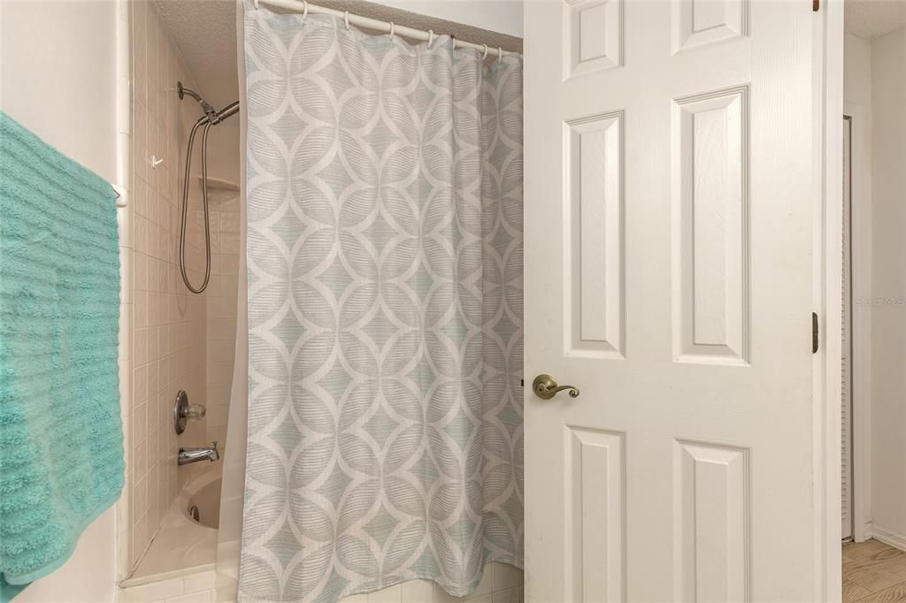 For Sale: $249,500 (2 beds, 2 baths, 1478 Square Feet)