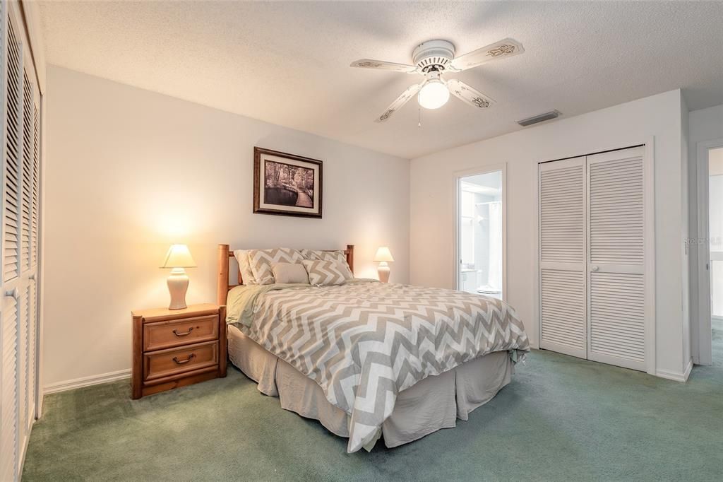 For Sale: $249,500 (2 beds, 2 baths, 1478 Square Feet)