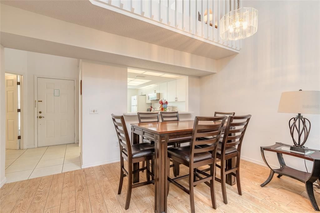 For Sale: $249,500 (2 beds, 2 baths, 1478 Square Feet)