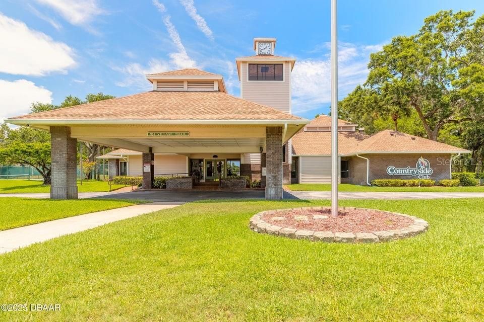 For Sale: $249,500 (2 beds, 2 baths, 1478 Square Feet)