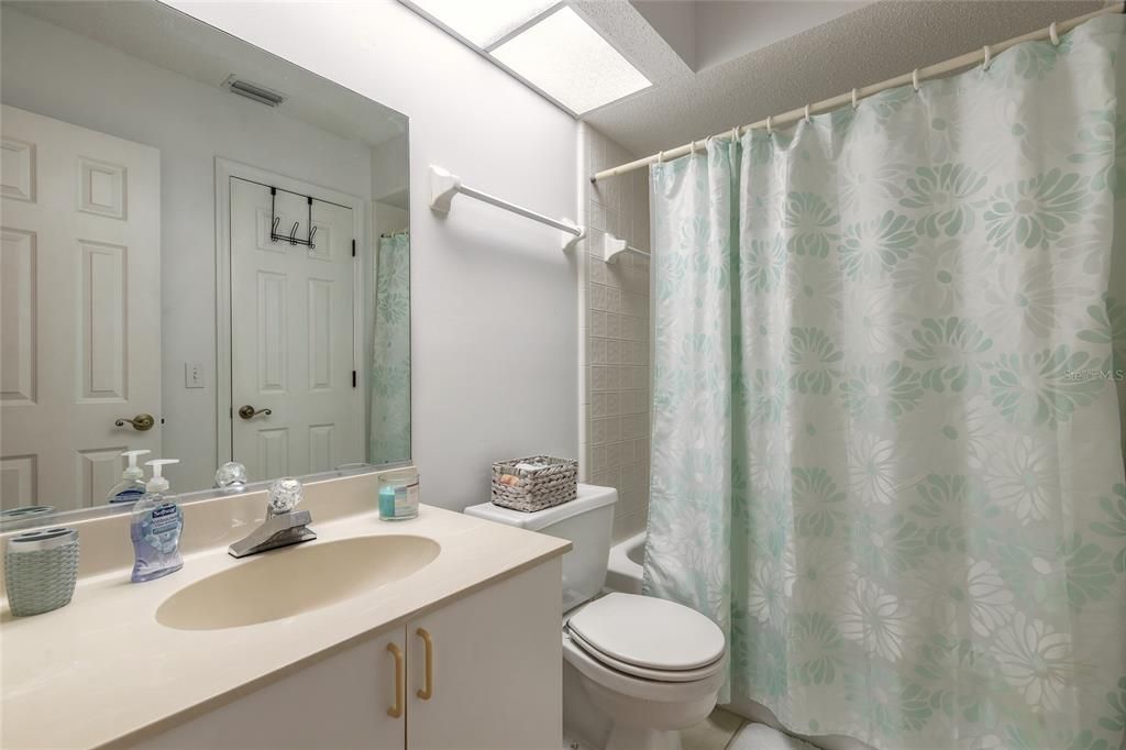 For Sale: $249,500 (2 beds, 2 baths, 1478 Square Feet)