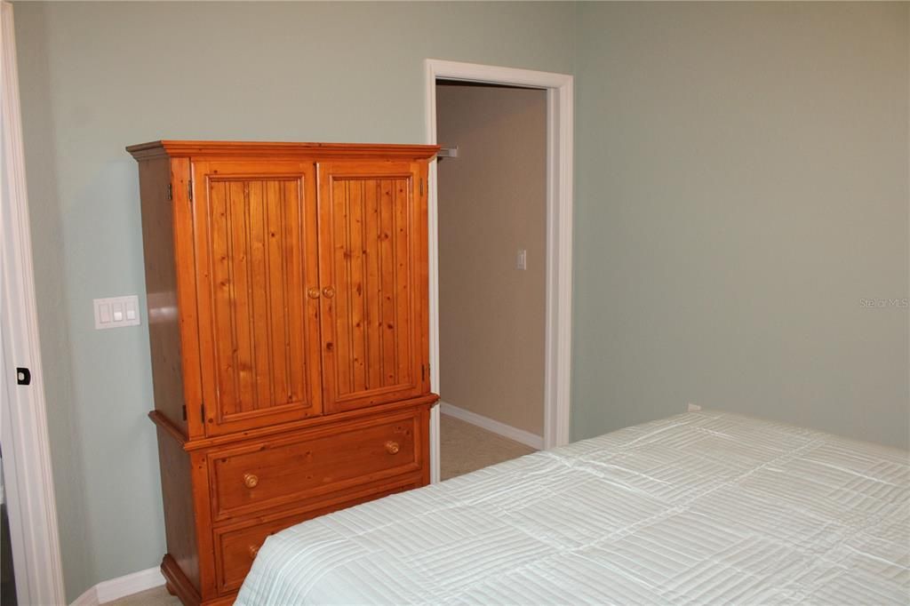 For Rent: $3,250 (4 beds, 3 baths, 2604 Square Feet)