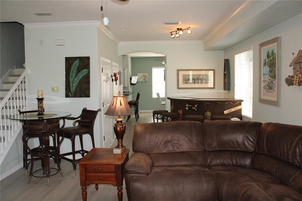 For Rent: $3,250 (4 beds, 3 baths, 2604 Square Feet)