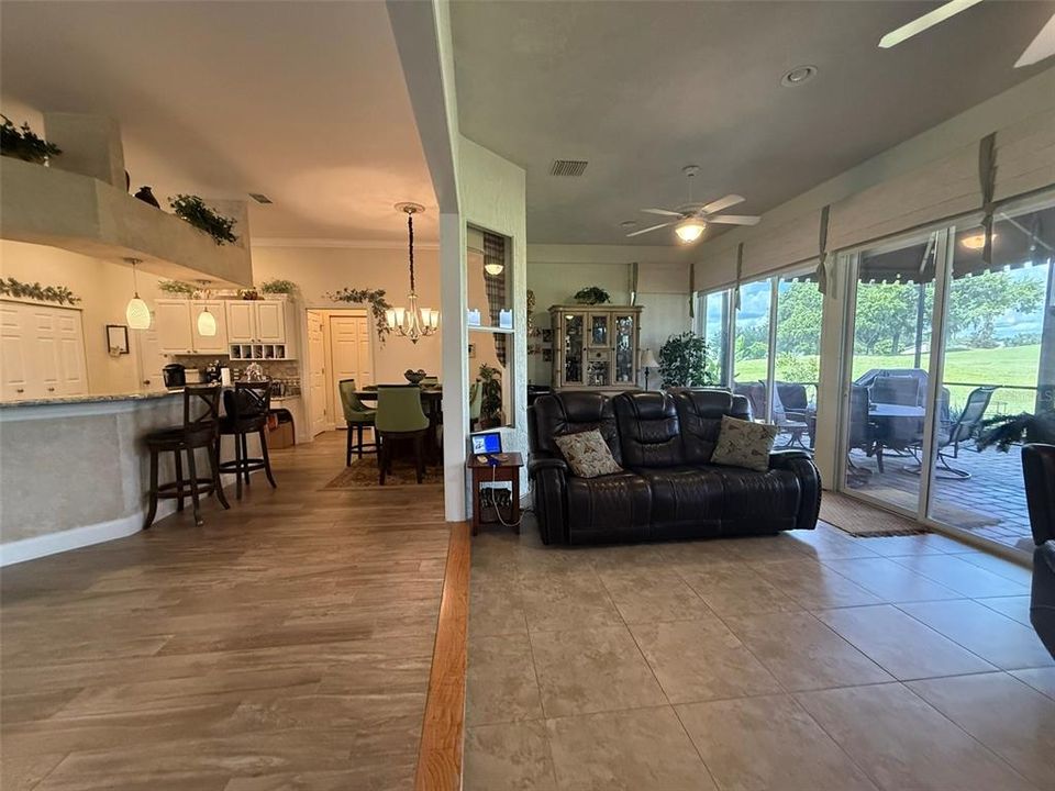 For Rent: $2,750 (3 beds, 2 baths, 1950 Square Feet)