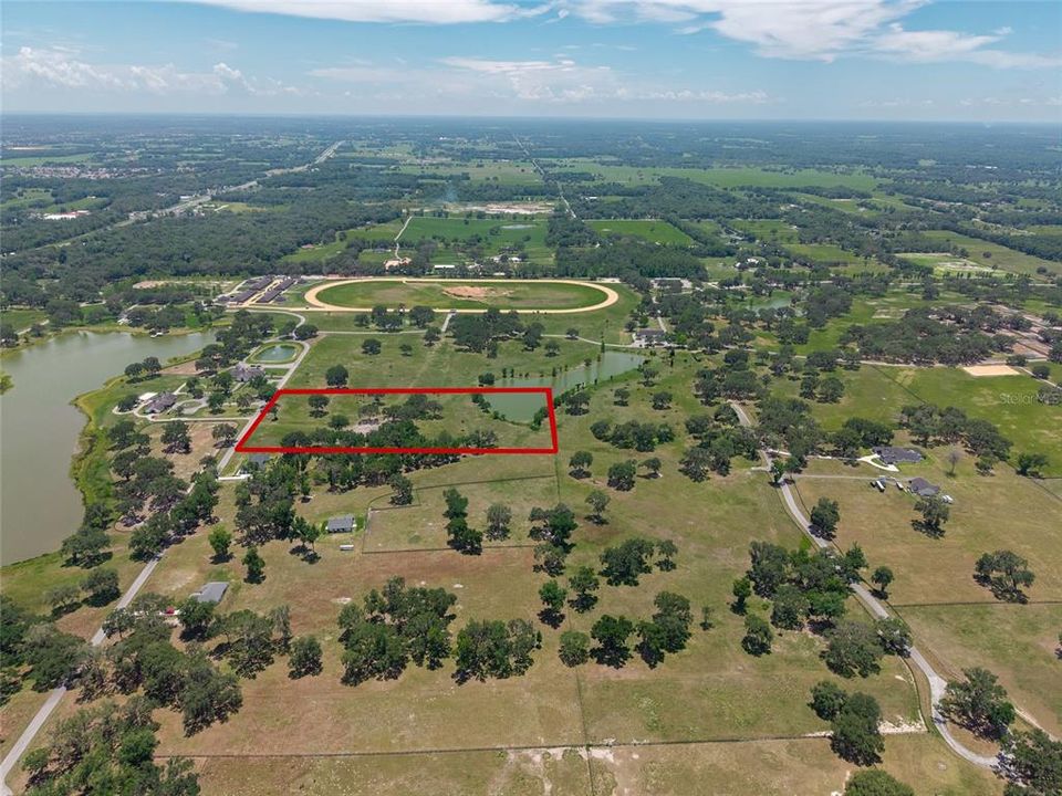 待售: $595,000 (11.85 acres)