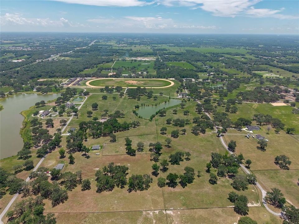 待售: $595,000 (11.85 acres)