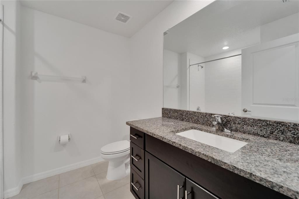 Active With Contract: $265,000 (3 beds, 2 baths, 1484 Square Feet)