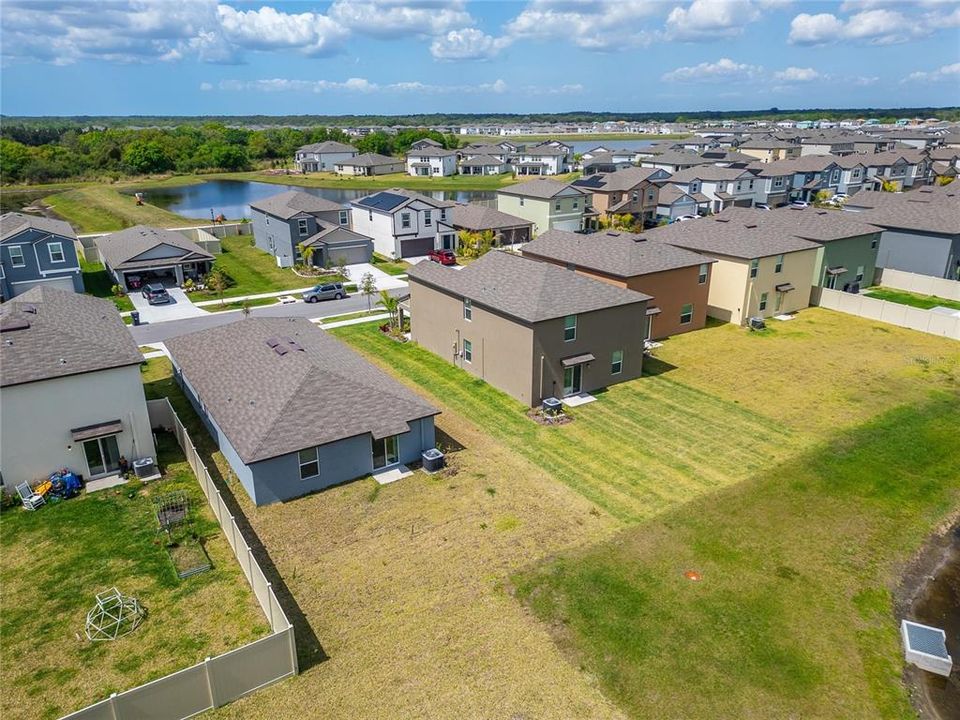 Active With Contract: $265,000 (3 beds, 2 baths, 1484 Square Feet)