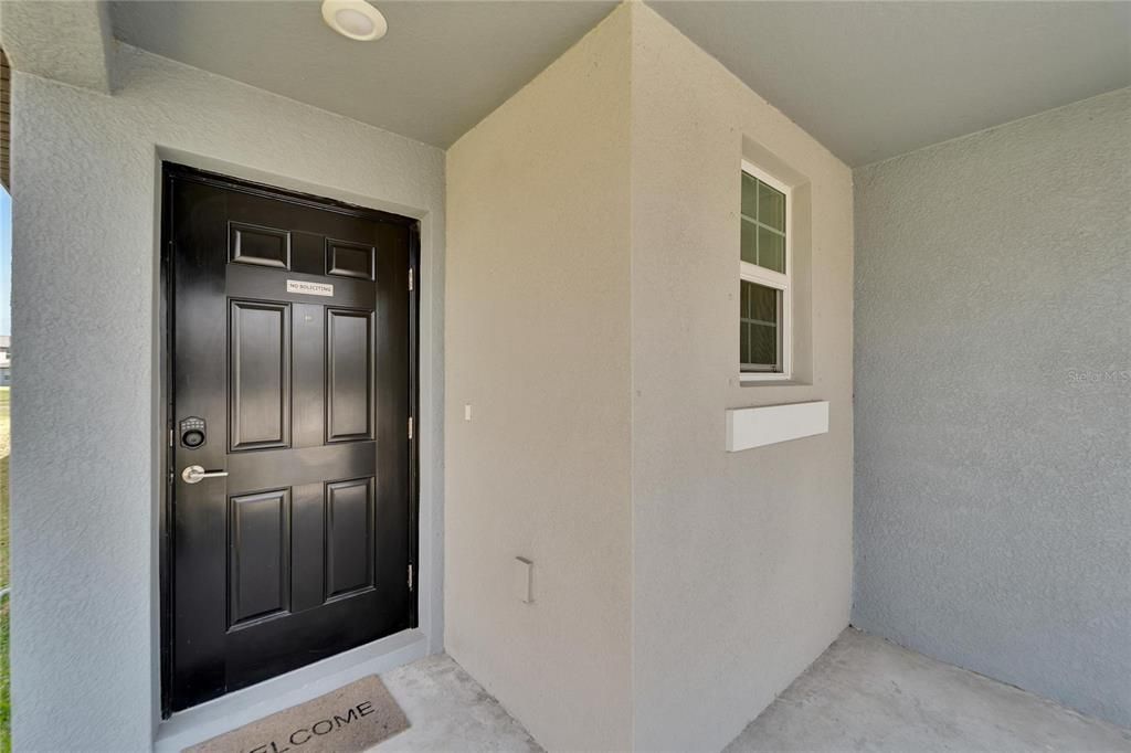 Active With Contract: $265,000 (3 beds, 2 baths, 1484 Square Feet)