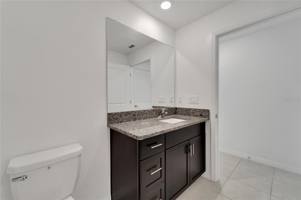 Active With Contract: $265,000 (3 beds, 2 baths, 1484 Square Feet)