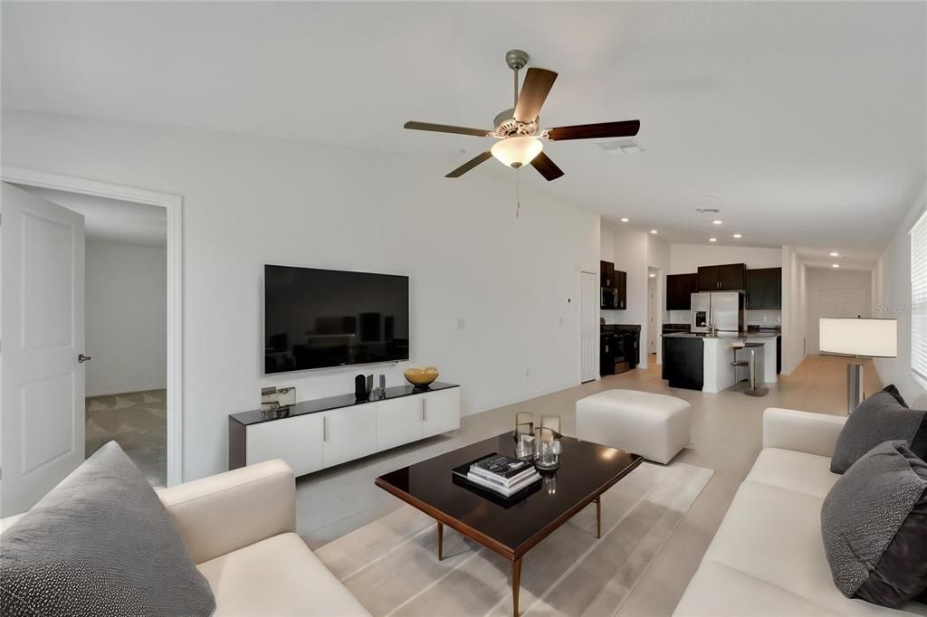 Active With Contract: $265,000 (3 beds, 2 baths, 1484 Square Feet)