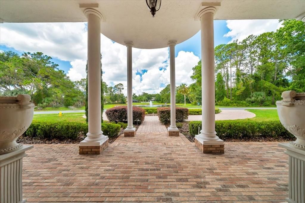 En Venta: $1,150,000 (3 camas, 3 baños, 3732 Pies cuadrados)