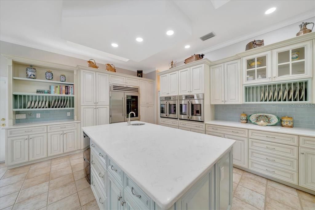 En Venta: $1,150,000 (3 camas, 3 baños, 3732 Pies cuadrados)