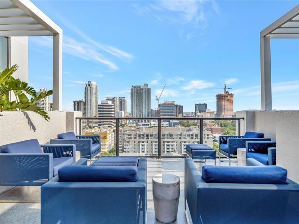 Active With Contract: $3,750 (3 beds, 2 baths, 1684 Square Feet)