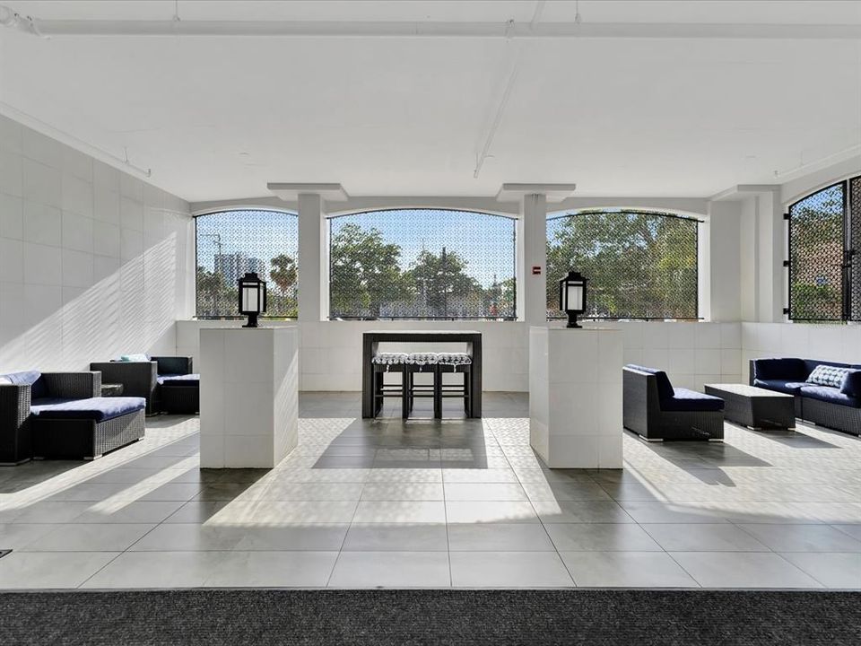 Active With Contract: $3,750 (3 beds, 2 baths, 1684 Square Feet)