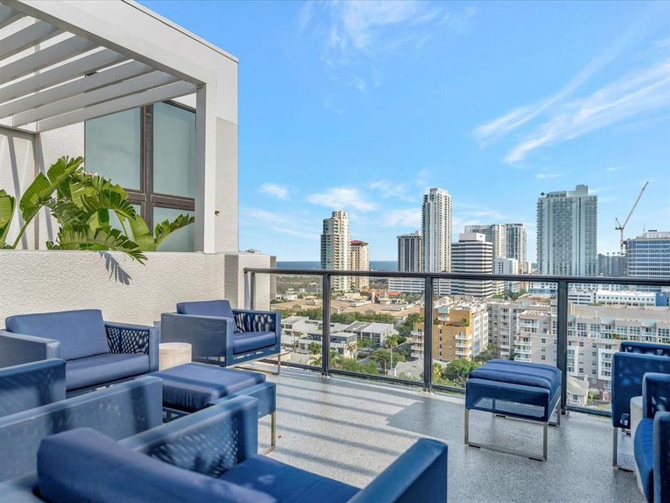 Active With Contract: $3,750 (3 beds, 2 baths, 1684 Square Feet)