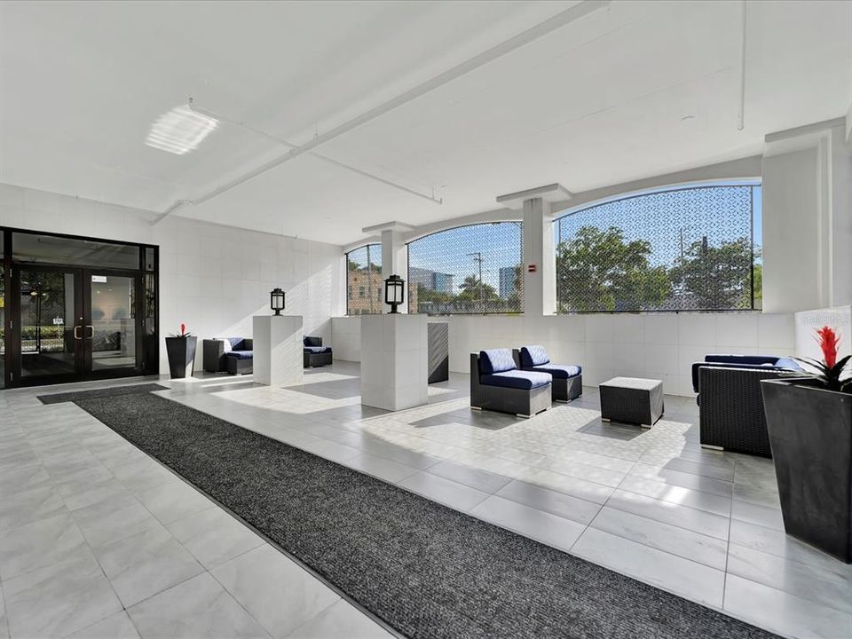 Active With Contract: $3,750 (3 beds, 2 baths, 1684 Square Feet)