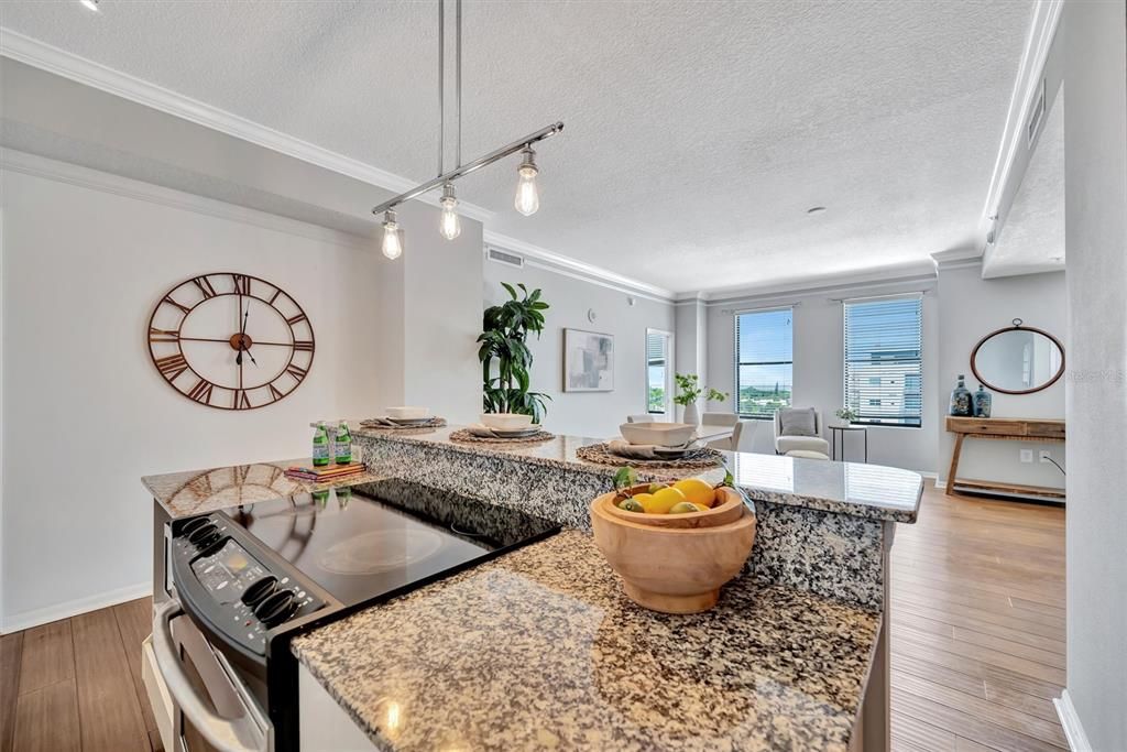 Active With Contract: $3,750 (3 beds, 2 baths, 1684 Square Feet)