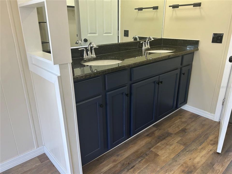 For Sale: $155,000 (3 beds, 2 baths, 1344 Square Feet)