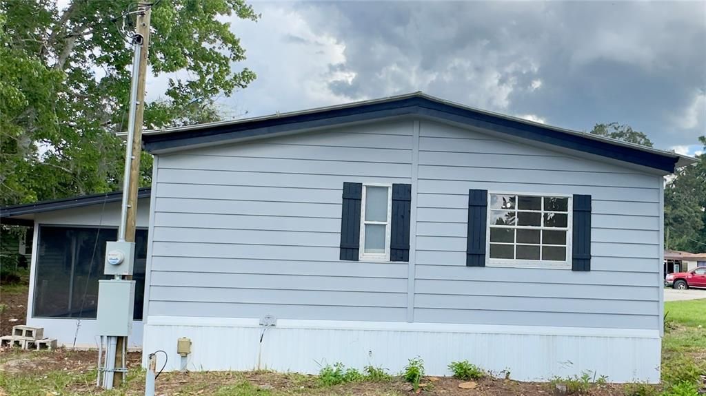 For Sale: $155,000 (3 beds, 2 baths, 1344 Square Feet)