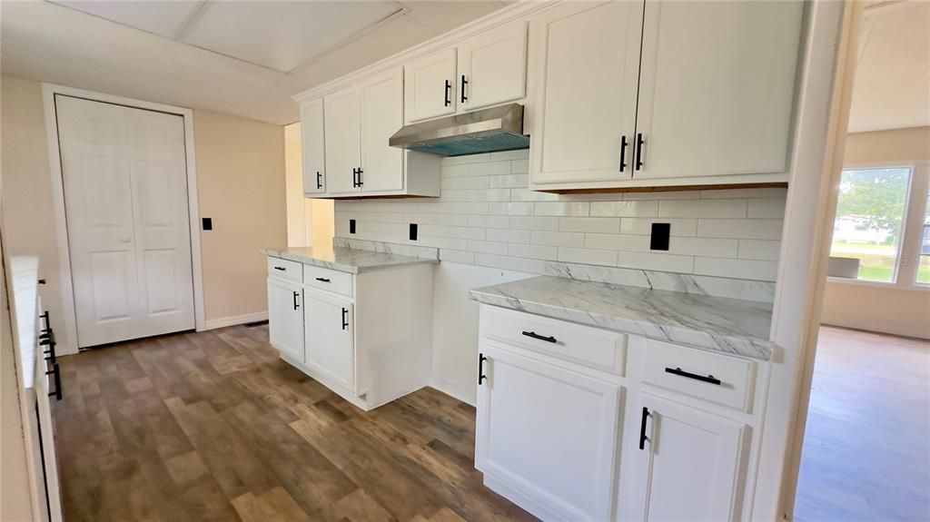 For Sale: $155,000 (3 beds, 2 baths, 1344 Square Feet)